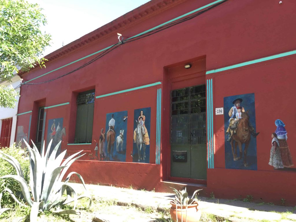 Mural de los Gauchos de la Compañía